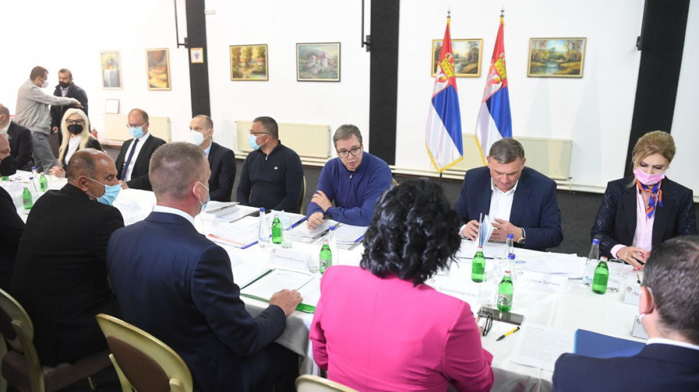 Predsednik Vučić posetio Pukovac i Gadžin Han